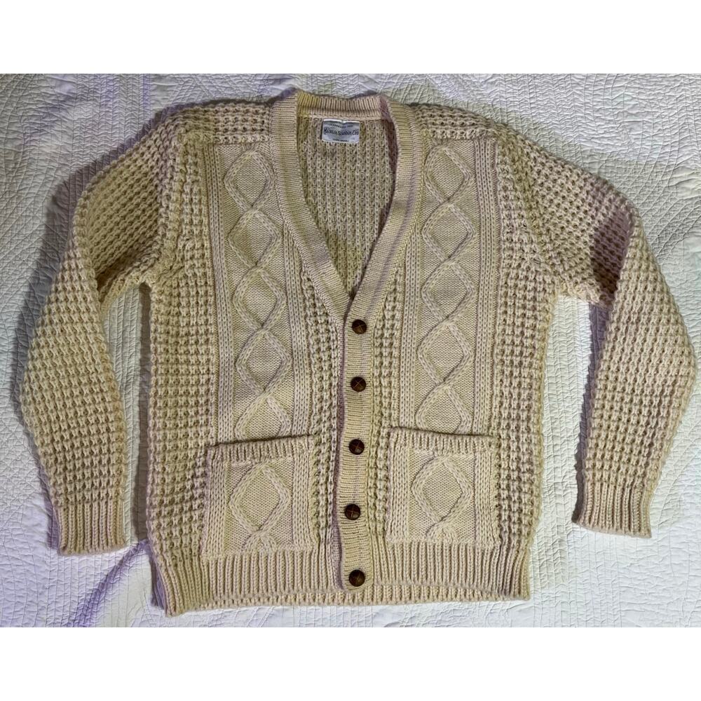 Vintage wool sweater made in Ireland expressly for Malrlln Slandun Leo